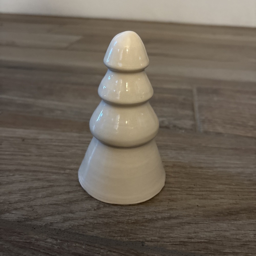 Handmade In‎ USA Pearl White Ceramic Christmas Trees 4.5"